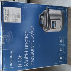 New-Insignia - 8-Quart Multi-Function Pressure Cooker Stainless Steel/Black